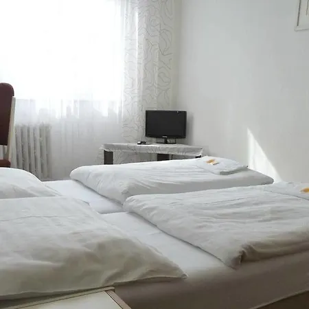 Garni G Otel *